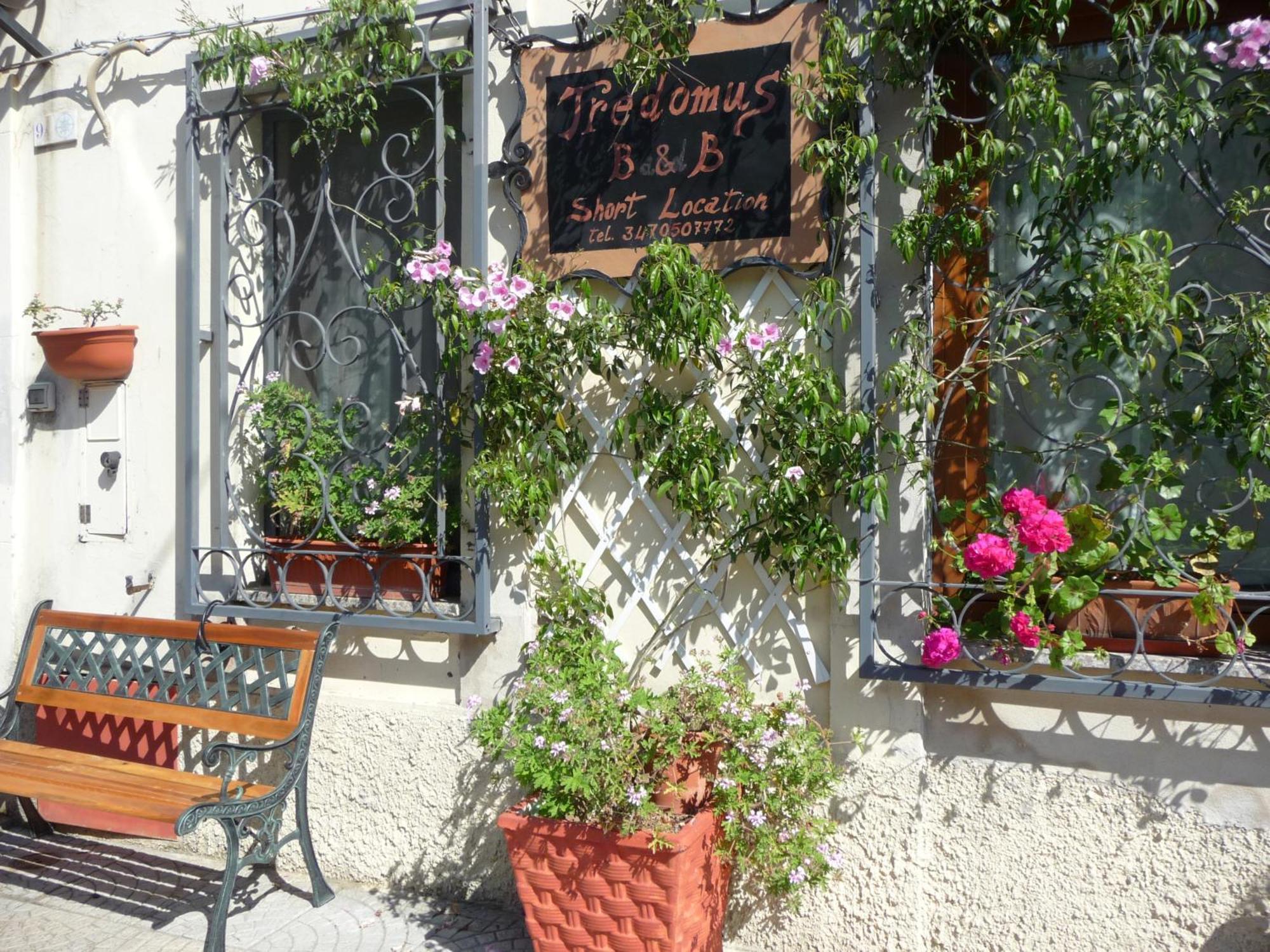 B&B Tredomus Tresnuraghes ภายนอก รูปภาพ