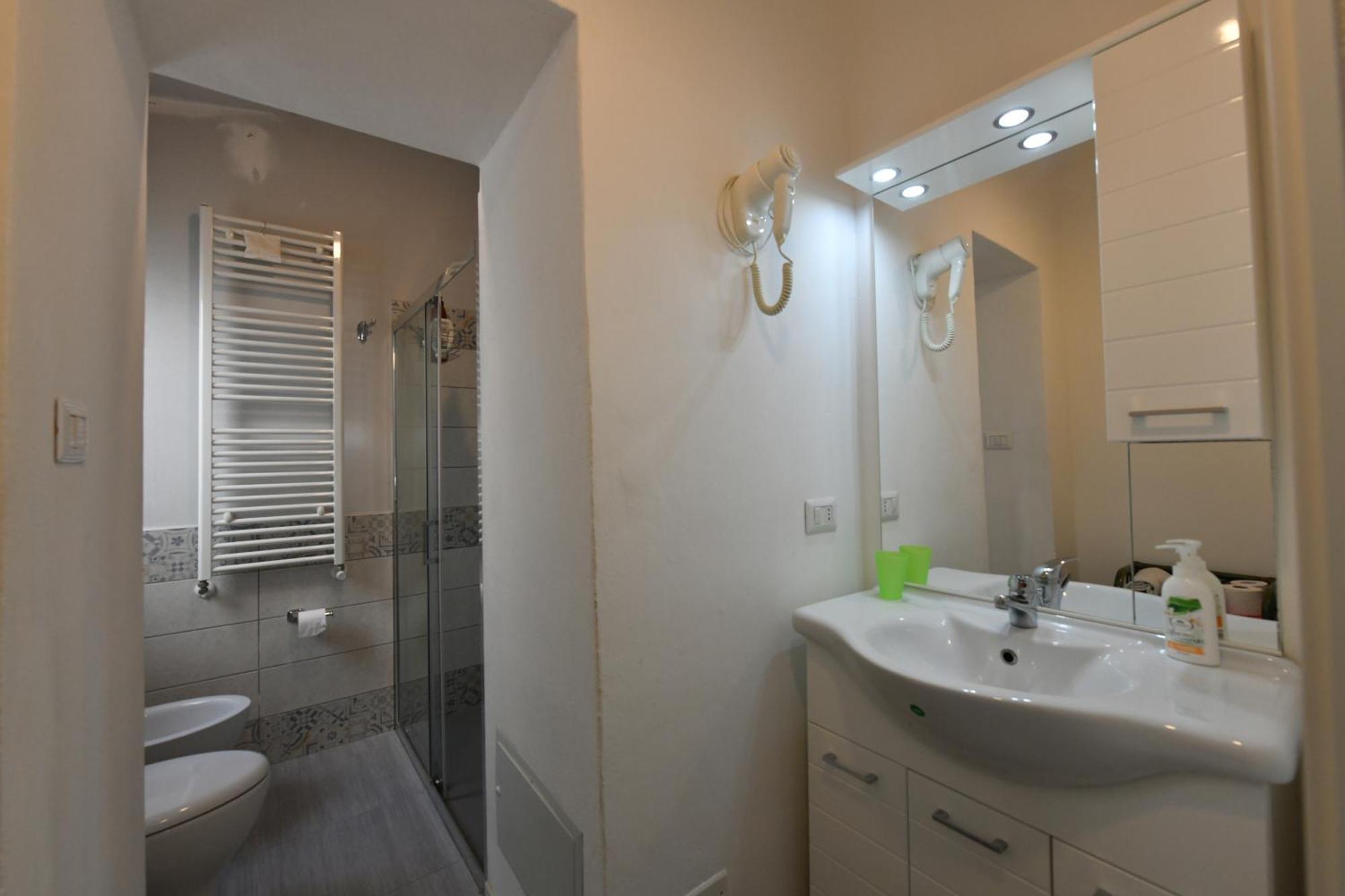 B&B Tredomus Tresnuraghes ภายนอก รูปภาพ