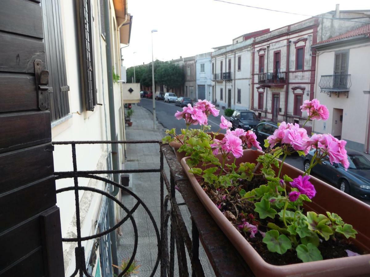 B&B Tredomus Tresnuraghes ภายนอก รูปภาพ